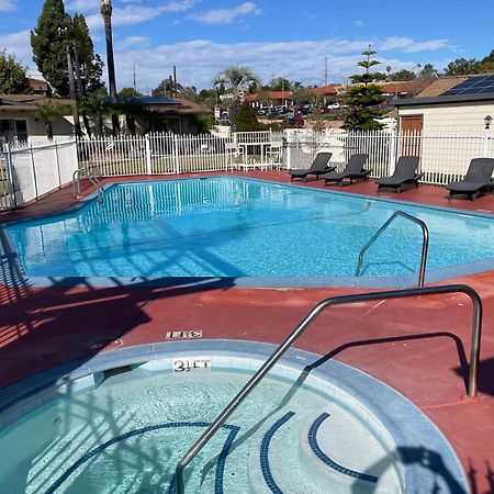 Fallbrook Country Inn Екстер'єр фото