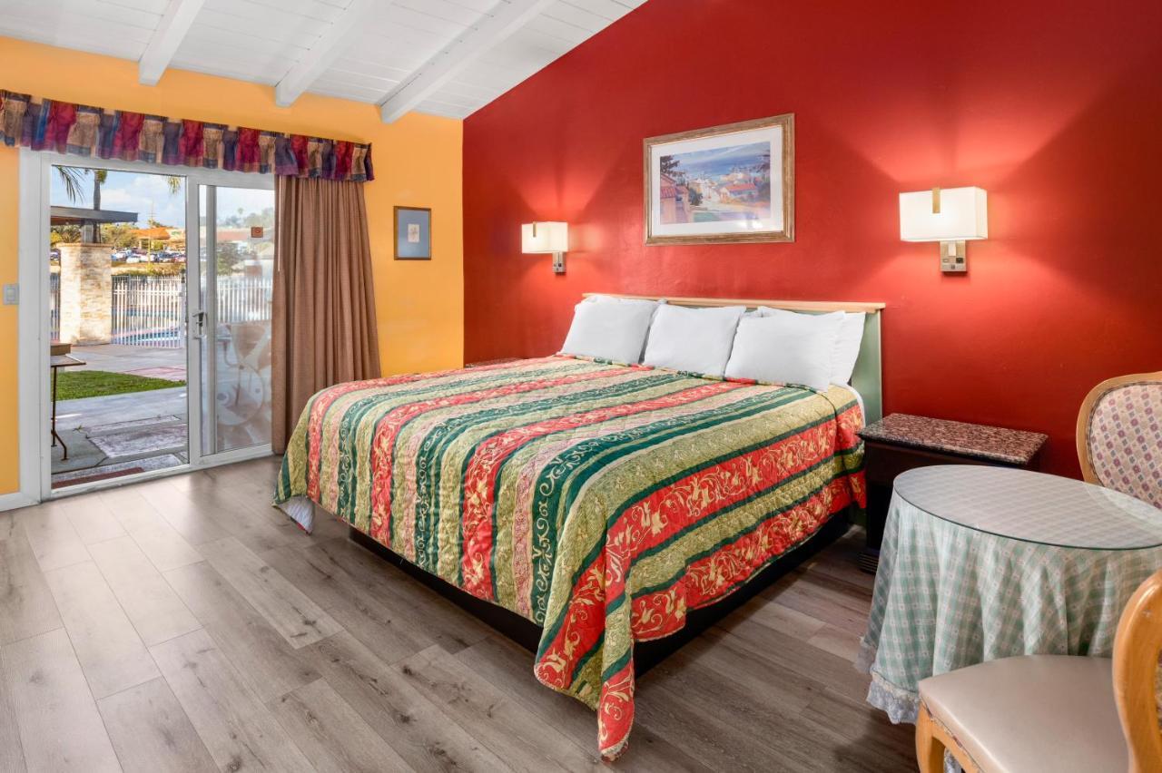 Fallbrook Country Inn Екстер'єр фото